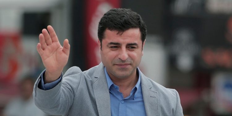 Demirtaş PKK’ya Silah Bıraktırabilir mi?