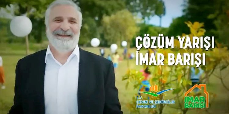 ‘İmar affı’nın reklam yüzü yandaş oyuncu Hasan Kaçan ‘seccade’ paylaşımını sildi