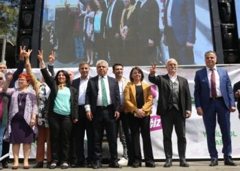 ‘Yeni yaşamı birlikte öreceğiz’