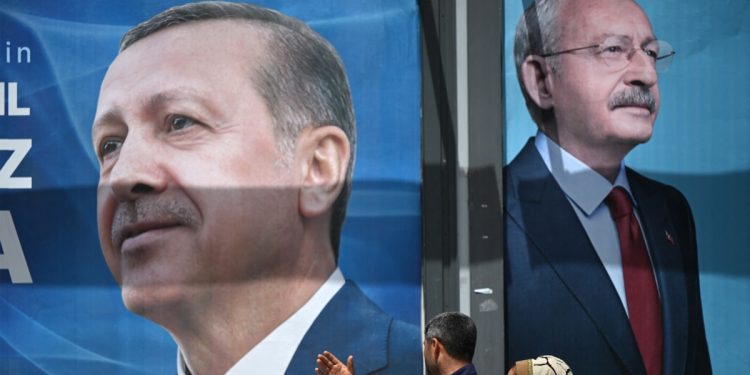 Reuters: “Erdoğan ikinci tura rahat giriyor Kılıçdaroğlu güçlükle ilerliyor”