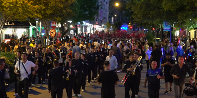 İzmir’de 19 Mayıs kutlamalarında seçim heyecanı
