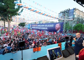 Türkiye’nin Siyasi Kimlik Mücadelesi ve Erdoğan