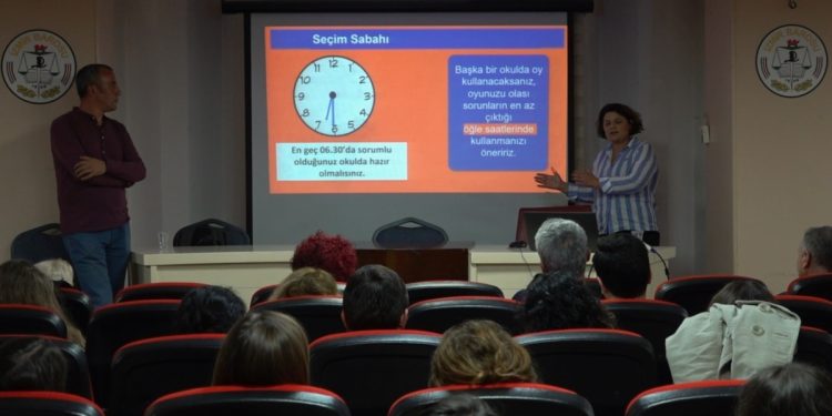 İzmir Barosu’ndan Seçimde Her Okula Bir Avukat