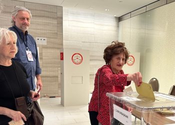 102 yaşındaki ABD’deki en yaşlı Türk: “Mutlaka oy kullanın”