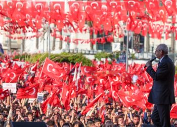 Millet İttifakı’ndan İzmir’de Gövde Gösterisi