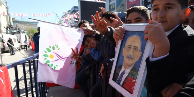 Cumhurbaşkanlığı seçimi ikinci tura kalırsa Kürt seçmenlerin oyları nasıl dağılır?