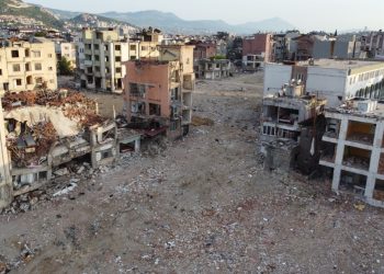Enkaz Yığınları Arasında Seçime Hazırlanan Kent: Hatay 