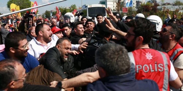 1 Mayıs'ta gözaltına alınan 192 kişi serbest bırakıldı