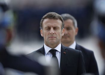 Macron, Putin’in Ukrayna’yı işgal ederek NATO’yu uyandırdığını savundu