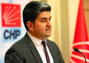 Kılıçdaroğlu, Onursal Adıgüzel’i görevden aldı