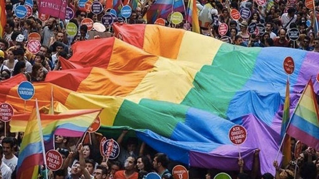 17 Mayıs ve Kaos GL: LGBTİ+’ların eşitliği ve özgürlüğü için mücadele etmeye devam edeceğiz