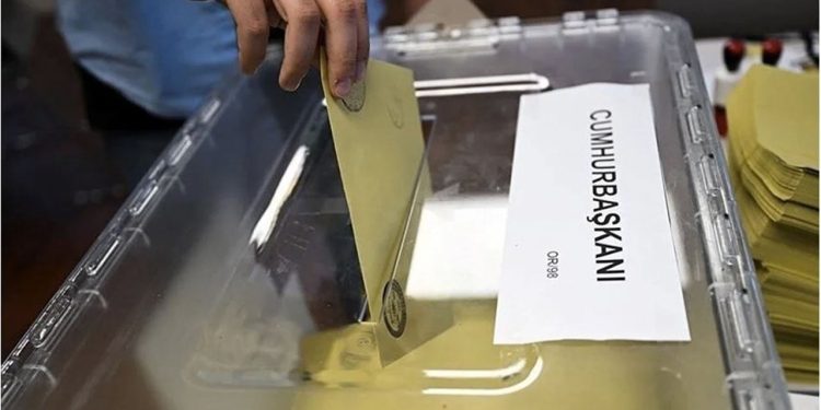 2015'te ölen Emine Kahraman seçmen listesinde çıktı: Tutanak tutuldu