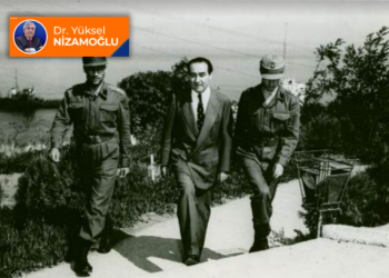 27 Mayıs’a giden yolda Samet Kuşçu ve Etem Menderes