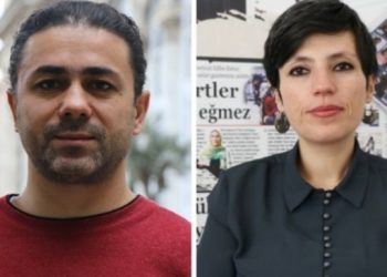 Gazeteciler tanımadığı kişilerle baz birlikteliğinden suçlandı