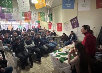 Beştaş Erziromlu gençlerle buluştu