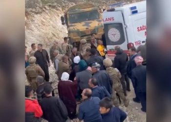 Bir yurttaş yaralandıktan sonra mayınlı alana uyarı tabelası asıldı!