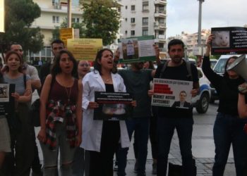 Açılmak istenen hayvan deneyi merkezi protesto edildi