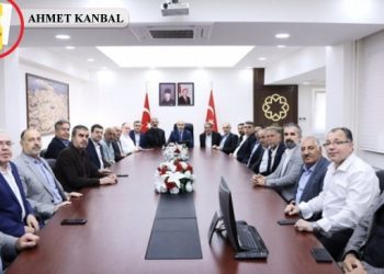 Kayyım muhtarları makamına çağırdı: Oy dağılımı değişmeli