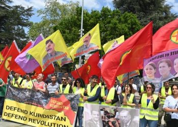 Cenevre’deki eylemde Mexmûr kuşatmasına tepki