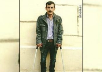 Tekerlekli sandalyeye bağımlı yaşayan tutuklu tahliye edilmiyor