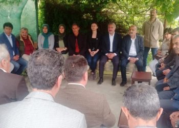 Siyasi partilerden evi kurşunlanan DBP’li yöneticiye ziyaret