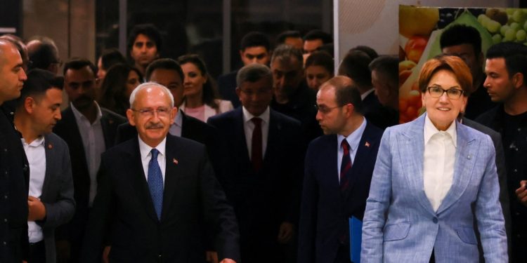 Millet İttifakı ve CHP yarışı nasıl sürdürecek?