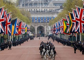 70 yıl sonra ilk taç giyme töreni: İngiltere Kralı Charles'ın taç giyme töreninde neler olacak?