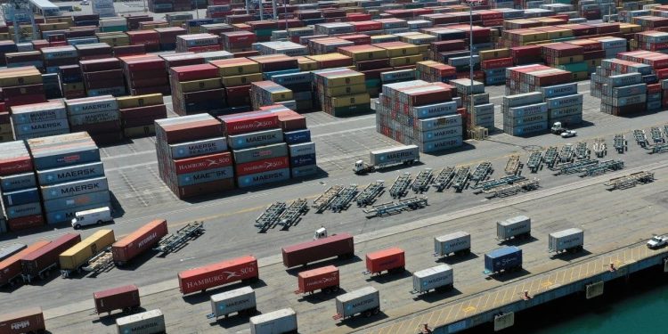 ABD ekonomisi ilk çeyrekte yüzde 1,3 büyüdü