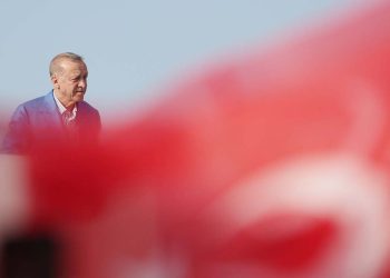 AFP'den seçim yorumu: İlk tur sonuçlarının ardından Kremlin rahat bir nefes almıştır