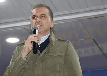 AKP Sözcüsü Ömer Çelik bildik sözleri yineledi: Bunların amacı Erdoğan'ı, AKP'yi göndermek