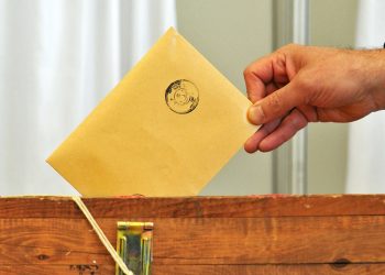 AKP'li Ali İhsan Yavuz: 'Cumhurbaşkanımızın farkı en az 2 katına çıkaracağı bir sonuç bekliyoruz'