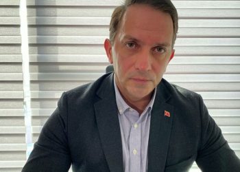 AKP'li Birinci'den Erdoğan'ın 'flu' fotoğrafı nedeniyle Habertürk'e tehdit