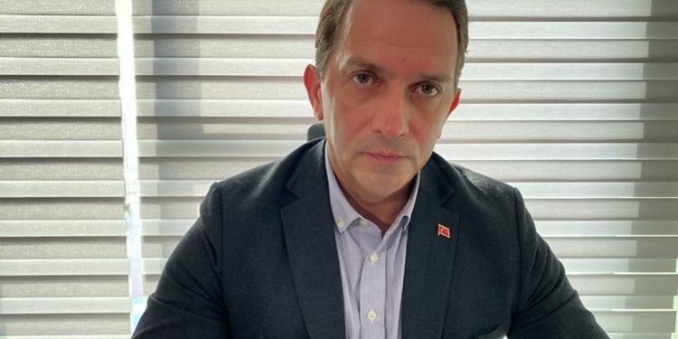 AKP'li Birinci'den Erdoğan'ın 'flu' fotoğrafı nedeniyle Habertürk'e tehdit