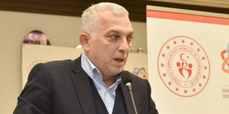 AKP'li Külünk bankaları eleştirdi: 'Türkiye'ye operasyon çekiliyor, hedefte cumhurbaşkanımız var'