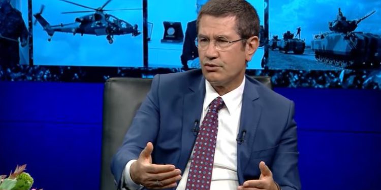 AKP’li Nurettin Canikli’ye göre ekonomide hiçbir sorun yok!