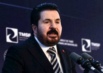 AKP'li Savcı Sayan kalp krizi geçirdi