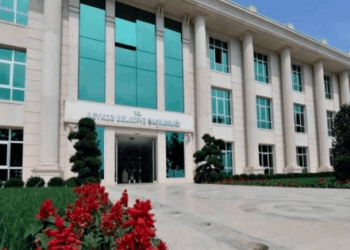 AKP'li belediyelerde yağma hız kesmeden sürüyor: Biri 'ilkokul' arazisini sattı, biri 120 milyon borçlanma yetkisi aldı