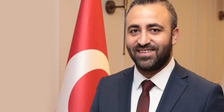 AKP'li il başkanından mitinge katılanlara hakaret: Sizin gibi haysiyetsizlere bu millet fırsat vermedi