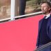 Hollanda Ligi’nde (Eredivisie) son 14 yılın en kötü sezonunu geçiren ve 3. olan Ajax’ın CEO'su Edwin van der Sar istifa etti. Hollanda futbolunun yetiştirdiği en önemli kalecilerden biri olan van der Sar, 11 yıldır Ajax’ın en yetkili ismiydi.