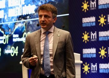 Akşener açıkladı: Ekonomi politikaları için Kılıçdaroğlu’na iki isim verdim