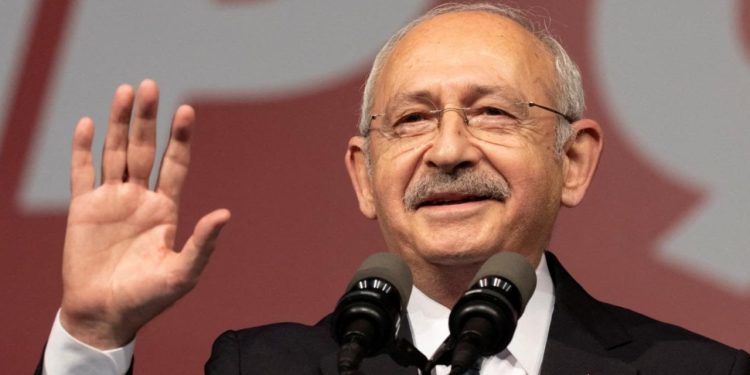 Alevi derneklerinden Kılıçdaroğlu'na destek: 'Hızır aşkına ayağa kalkın, haydi'