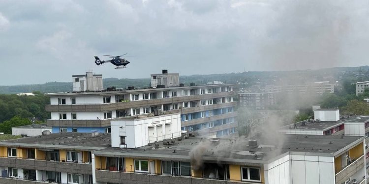 Almanya'nın Ratingen kentinde patlama: Bir ölü, en az 12 yaralı