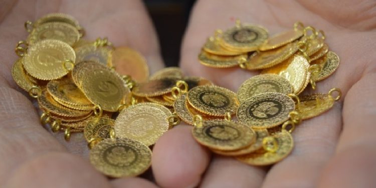 Altın fiyatlarında ABD fırtınası: Gram altın düşüşe geçti!