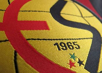 TFF 3. Lig 1. Grup ekiplerinden, 58 yıllık geçmişe sahip Eskişehirspor sahasında Entegre Solar Elazığspor'a yenilerek 1965-1966 sezonundan bu yana bulunduğu profesyonel liglere veda etti.