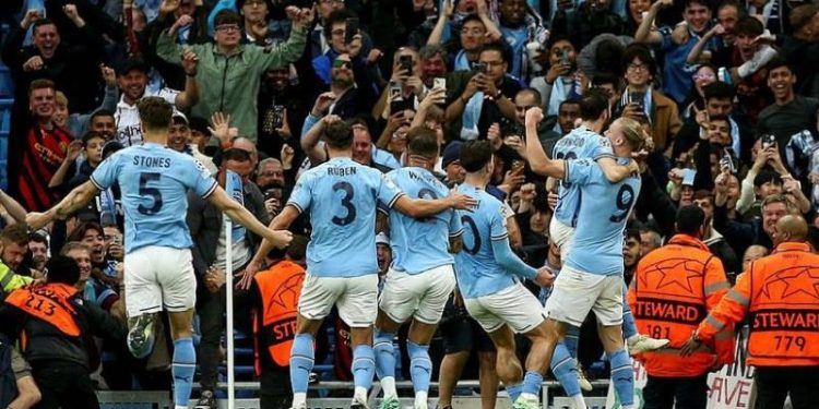 Arsenal kaybetti; Manchester City, üst üste 3. kez Premier Lig şampiyonu!