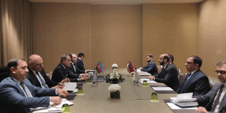 Azerbaycan ve Ermenistan Dışişleri Bakanları 19 Mayıs'ta Moskova'da görüşecek