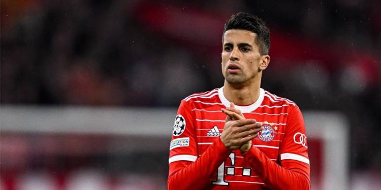 Barcelona, Cancelo'yu transfer etmek istiyor