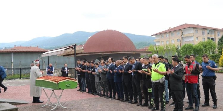 Bebeğe cinsel istismar davası: Gözaltına alınan bir kişi polis aracında öldü