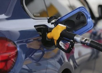 Benzine bu gece zam geliyor