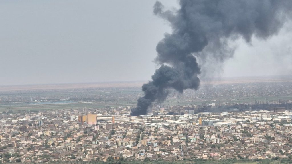 Birleşmiş Milletler: Sudan'dan 100 binden fazla kişi kaçtı